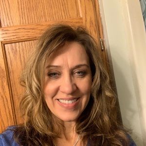 Meet your Posher, Shelly